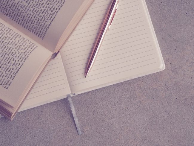 book-bindings-3176776_1920